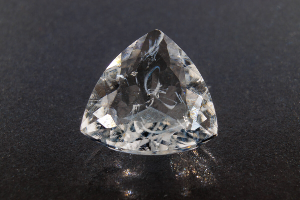 Opal UV 2.600 ct
