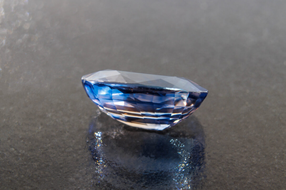 Safír Bicolor 1.630 ct - Obrázek 2